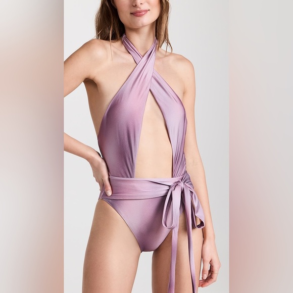 PQ size medium. Worn twice! EXCELLENT shape :) - Picture 2 of 3